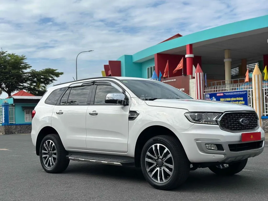 Ford Everest 2021 photo 2