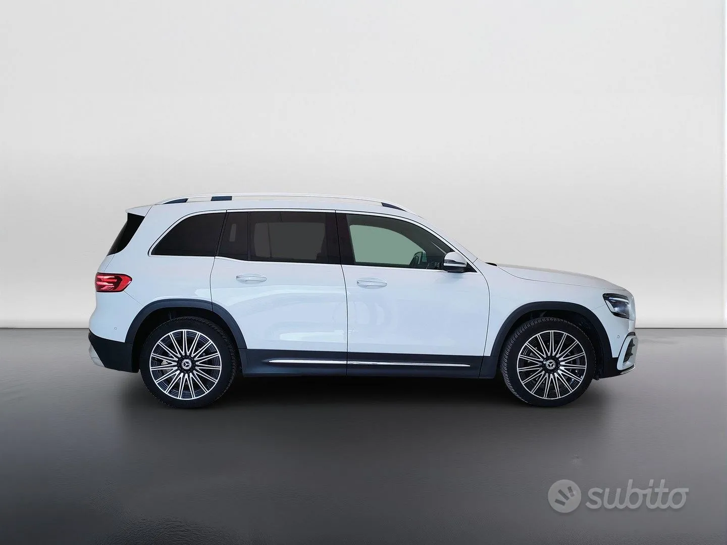 Mercedes-Benz Glb 2024 photo 4