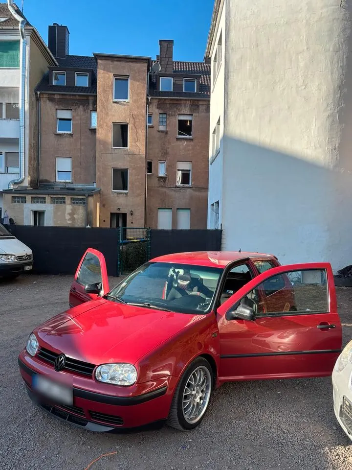 Volkswagen Golf 4