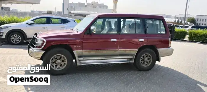 Mitsubishi Pajero Gls 2000 photo 2
