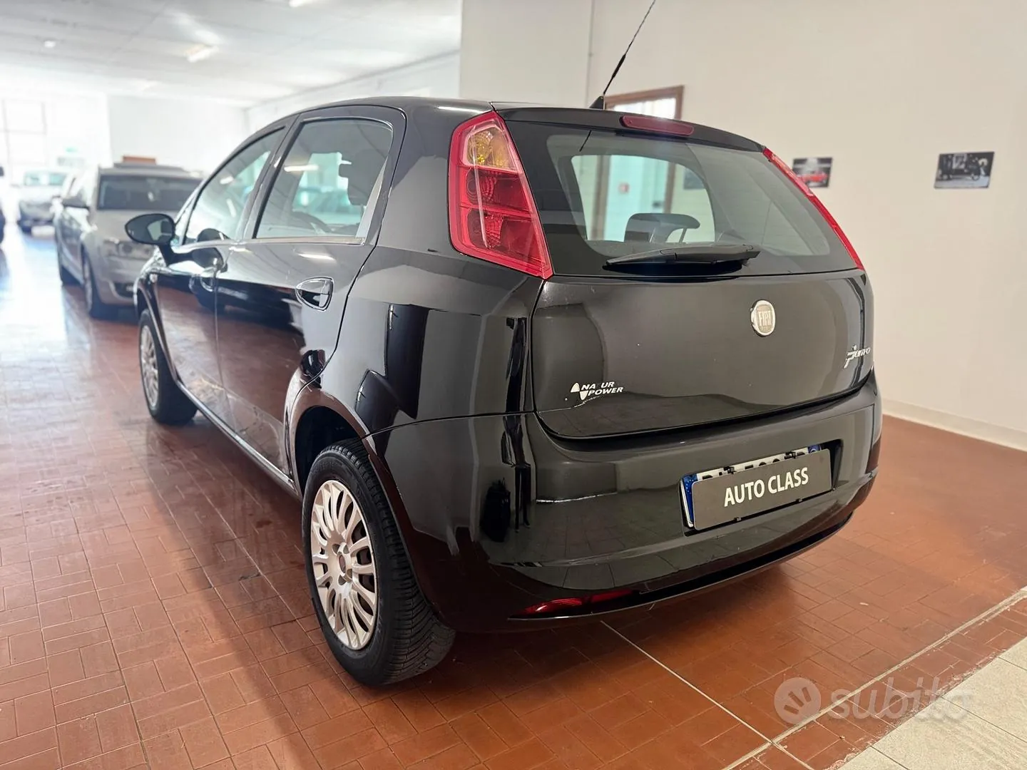 Fiat Grande Punto 2009 photo 3