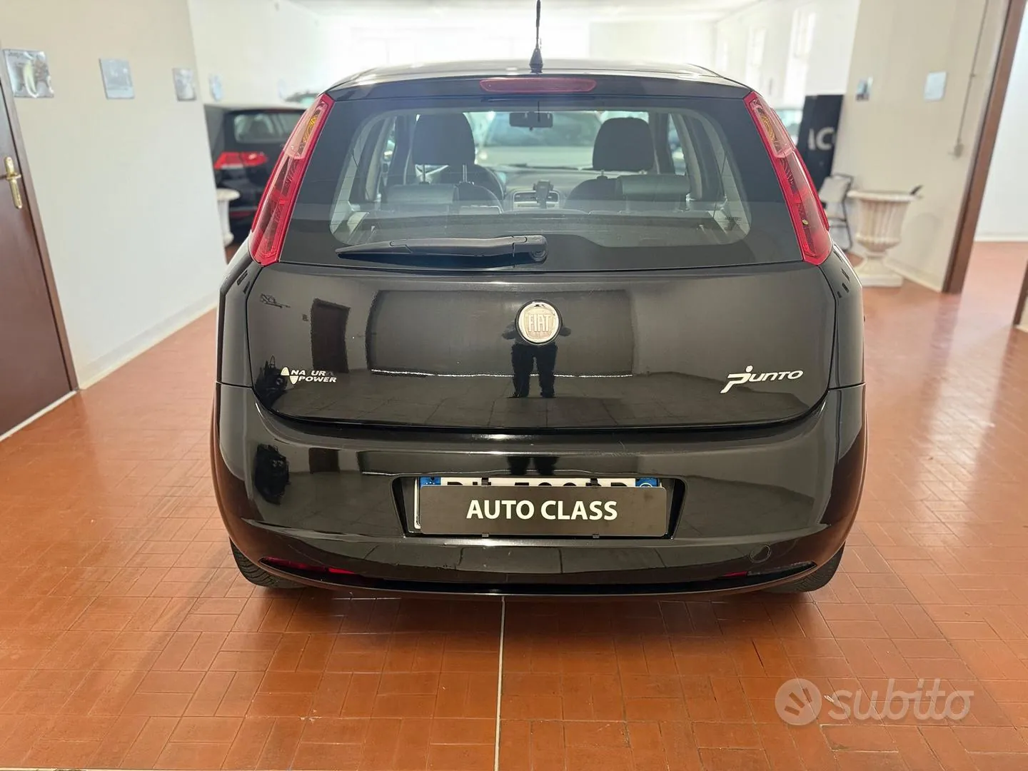 Fiat Grande Punto 2009 photo 2