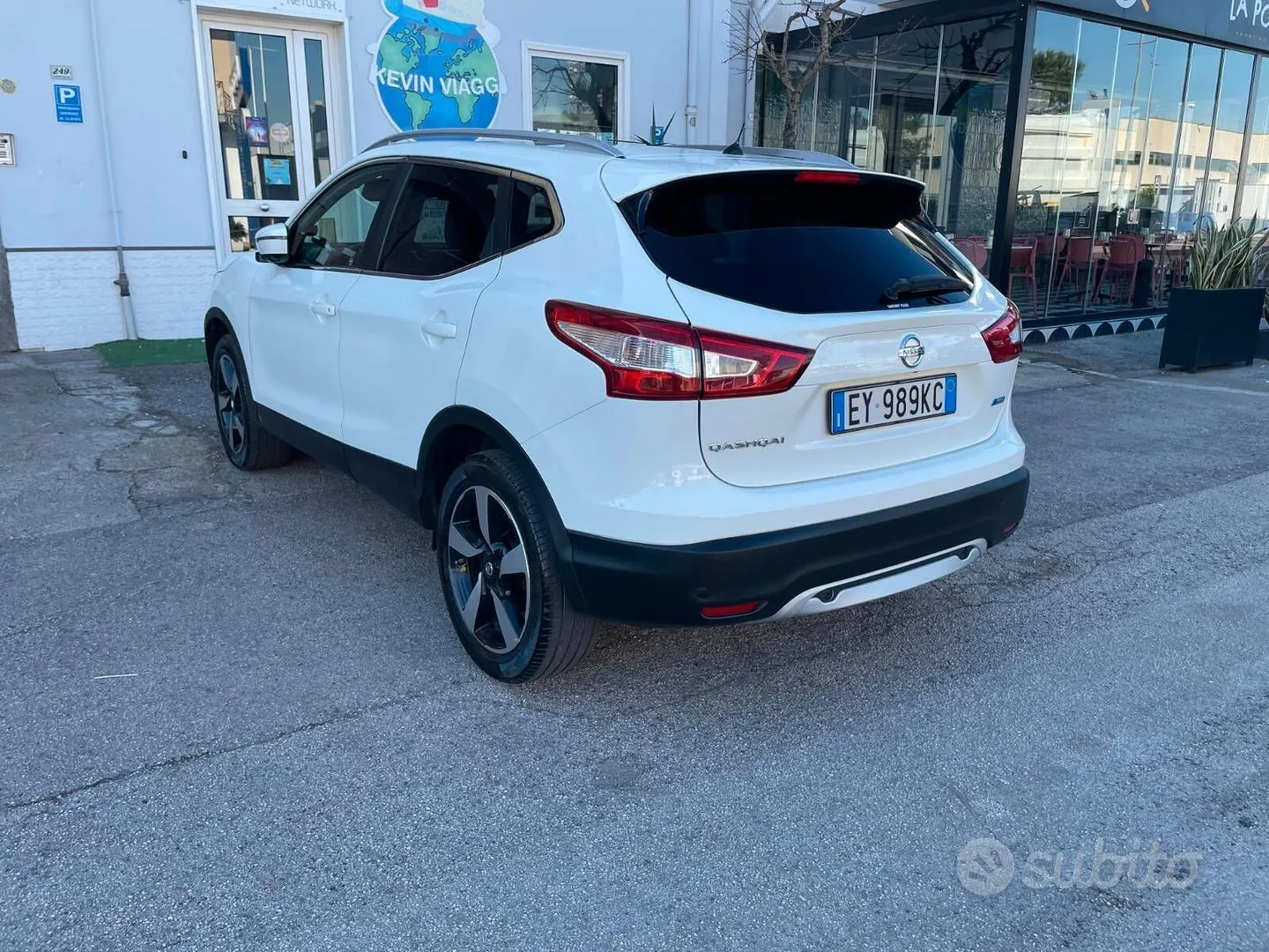 Nissan Qashqai 2015 photo 3