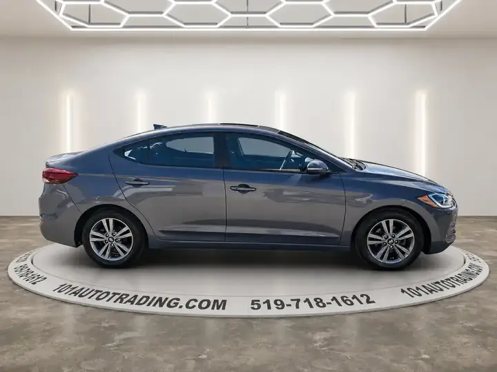 Hyundai Elantra 2018 photo 4