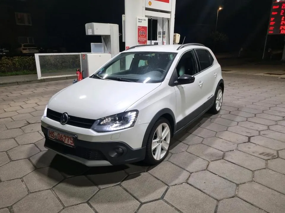 Volkswagen Cross Polo