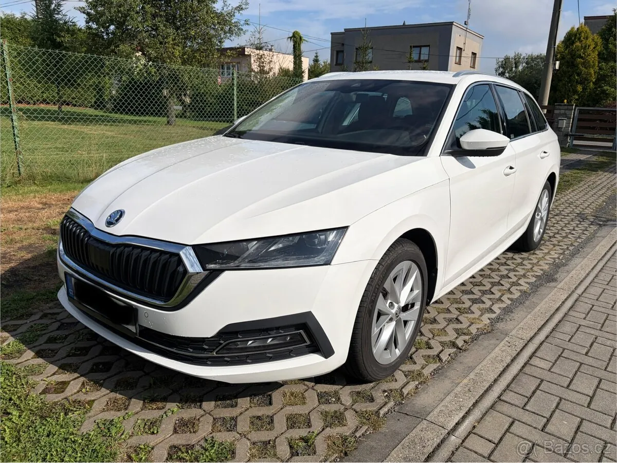 Skoda Octavia 2022 photo 2