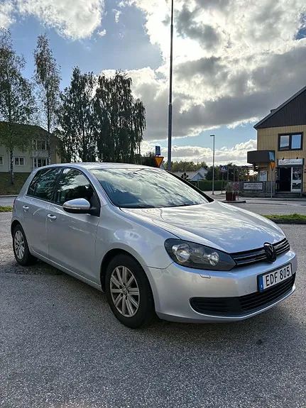 Volkswagen Golf Vi 2010 photo 2