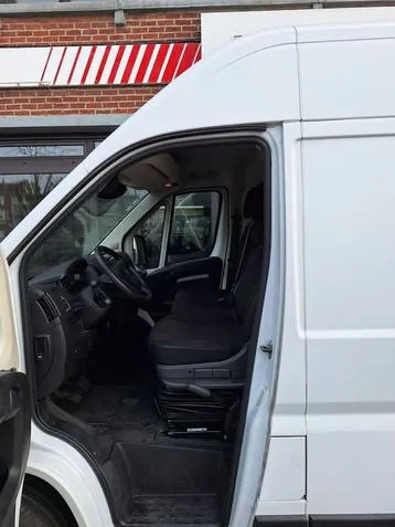 Peugeot Boxer 2022 photo 3