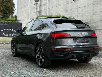 Audi Q5 2023 photo 2