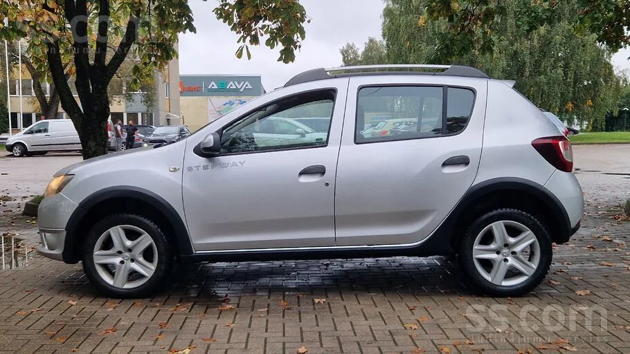 Dacia Sandero 2015 photo 2
