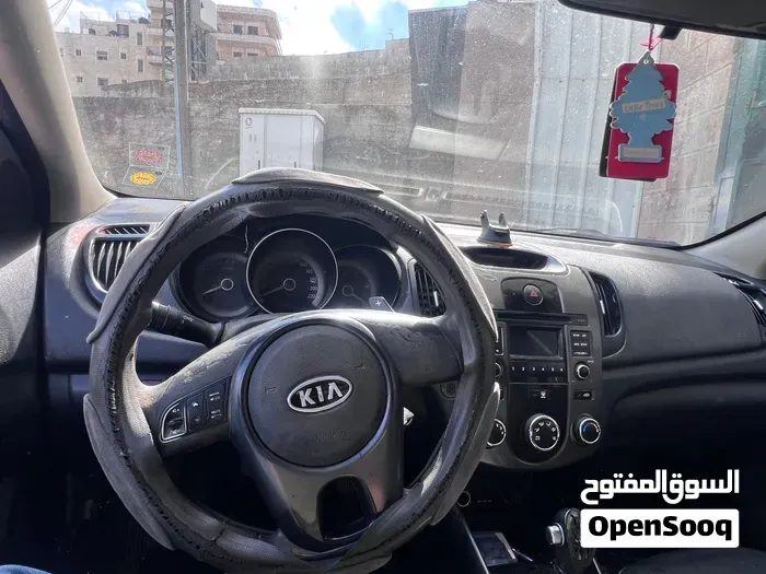 Kia Forte 2010 photo 4