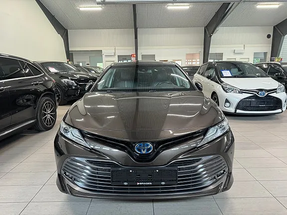 Toyota Camry 2019 photo 3