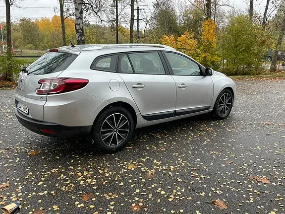 Renault Megane Iii 2011 photo 3