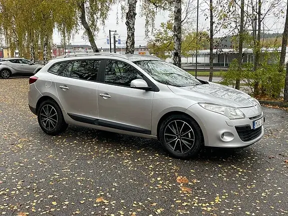 Renault Megane Iii 2011 photo 4