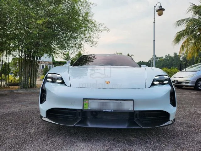 Porsche Taycan Turbo S