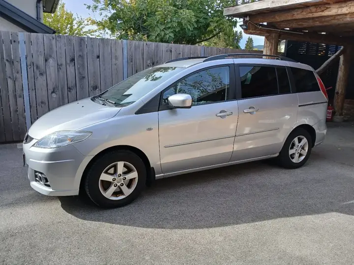 Mazda Mazda5