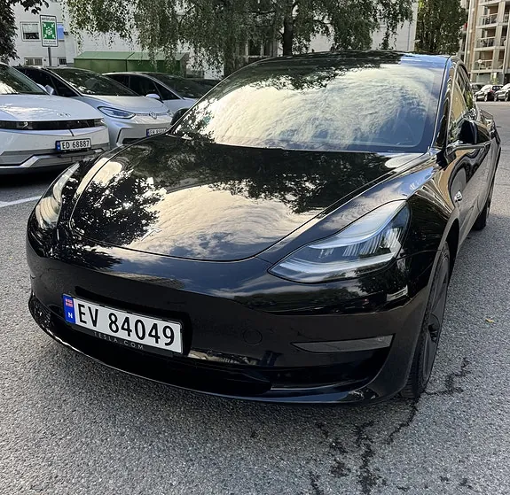 Tesla Model 3 2019 photo 4