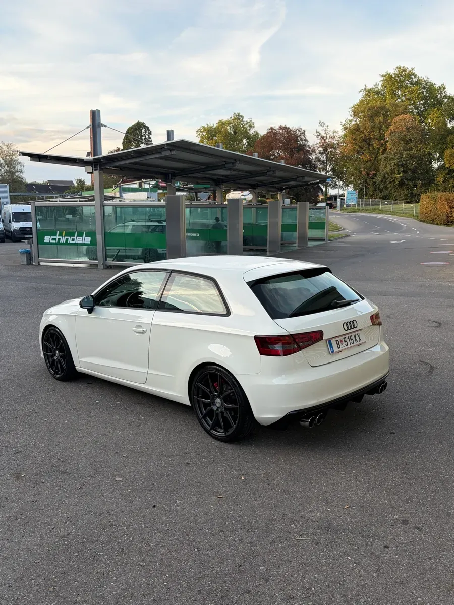 Audi A3 2014 photo 3