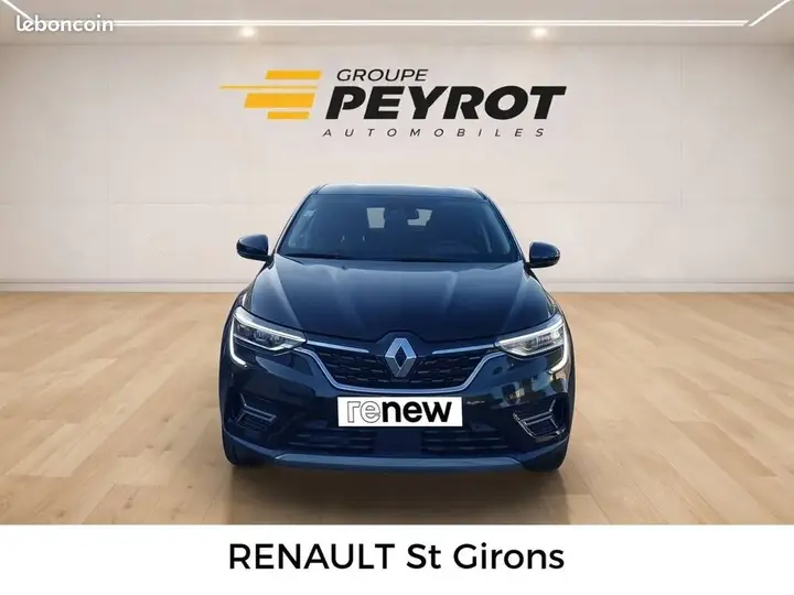 Renault Arkana 2023 photo 2