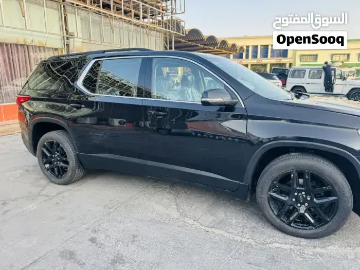 Chevrolet Traverse 2021 photo 2