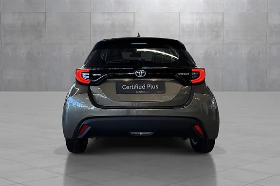 Toyota Yaris 2023 photo 4