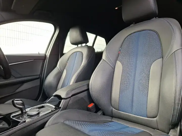 BMW 1 Series 2024 photo 5