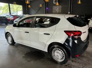 Dacia Sandero 2022 photo 2