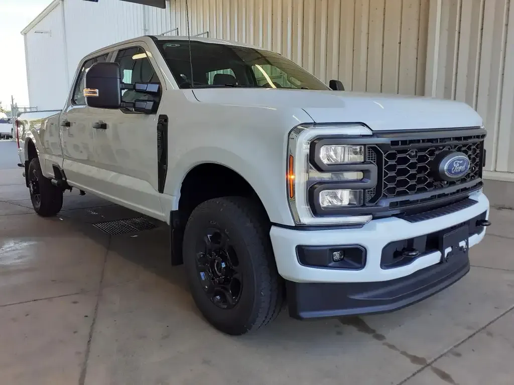 Ford F350 2026 photo 4