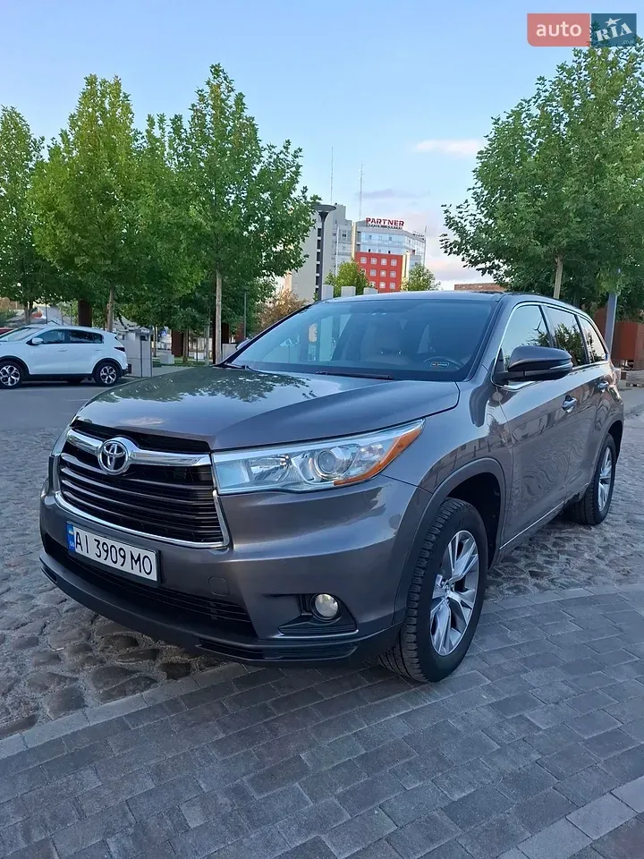 Toyota Highlander 2016 photo 2