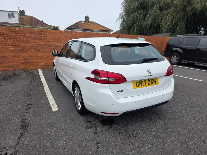 Peugeot 308 Sw 2017 photo 2