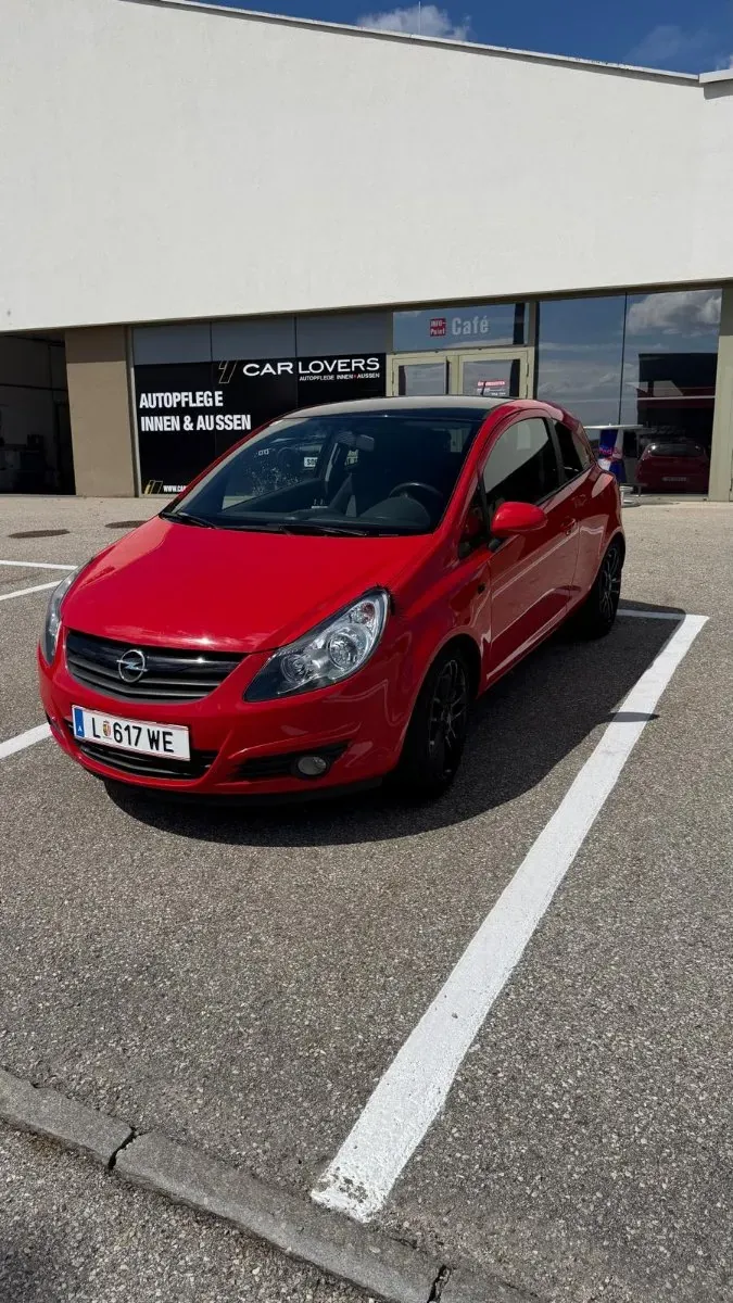 Opel Corsa 2010 photo 2