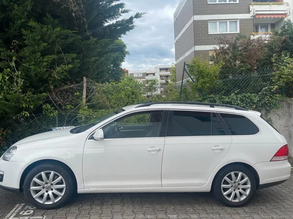 Volkswagen Golf V