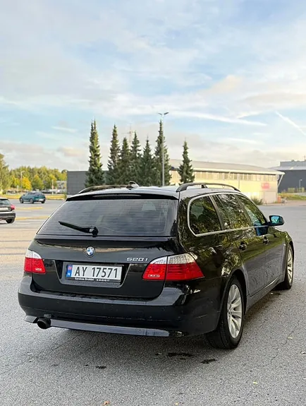 BMW 520I 2009 photo 5