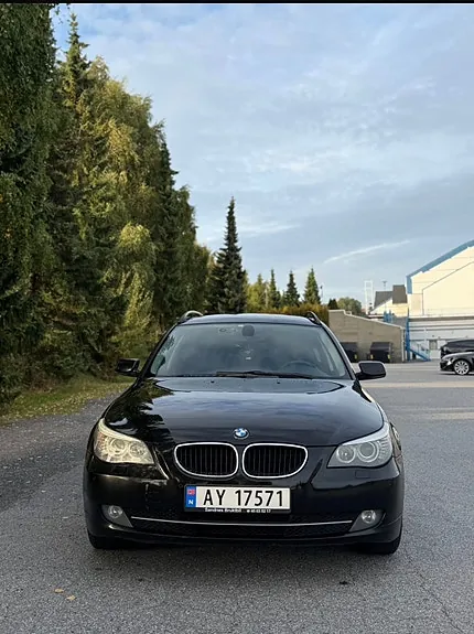 BMW 520I 2009 photo 2