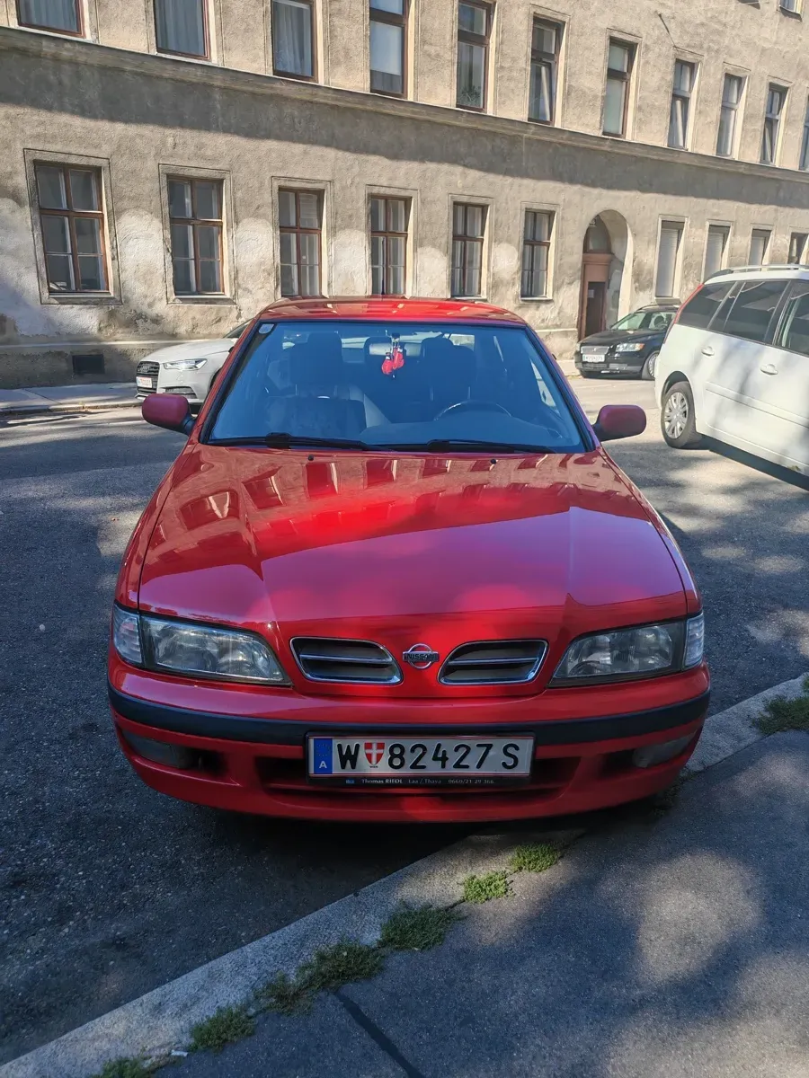 Nissan Primera 1999 photo 3