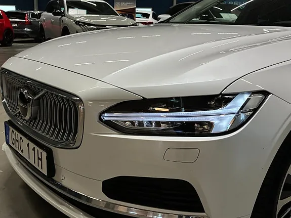 Volvo V90 2024 photo 2