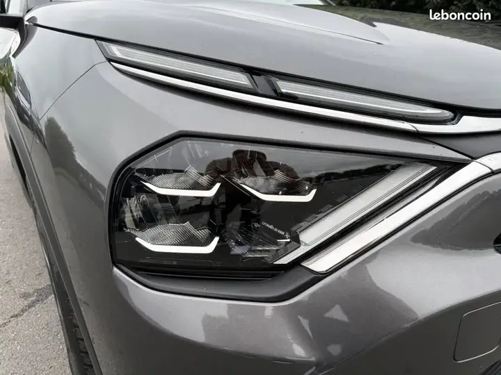 Citroen C4 2022 photo 3