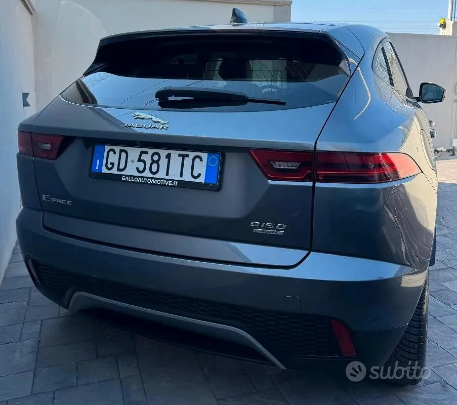 Jaguar E-Pace 2020 photo 3