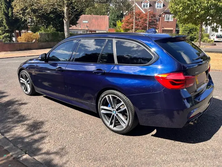 BMW 3 Series 2016 photo 2