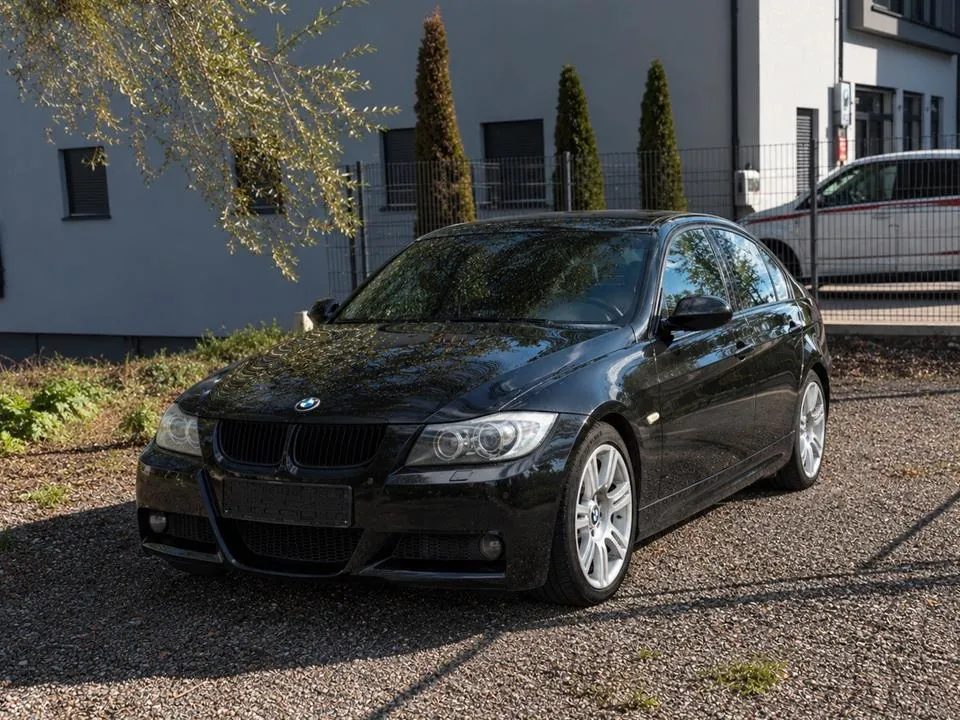 BMW 320I