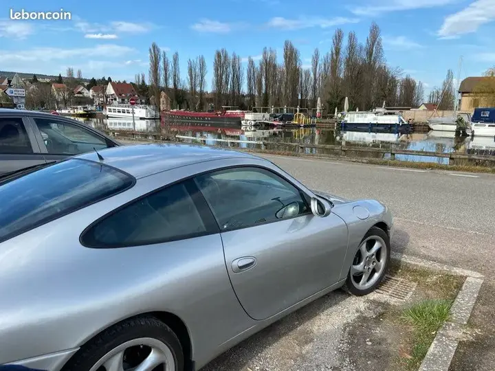 Porsche 911 1998 photo 2
