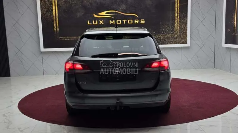 Opel Astra K 2018 photo 4