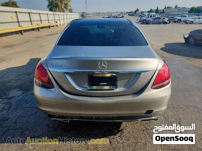 Mercedes-Benz C-Class 2019 photo 2