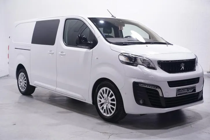 Peugeot Expert 2023 photo 2