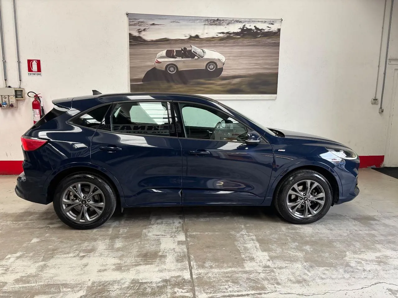 Ford Kuga 2022 photo 2