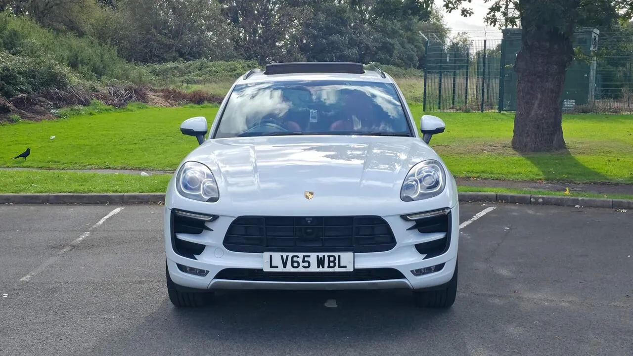 Porsche Macan 2015 photo 2