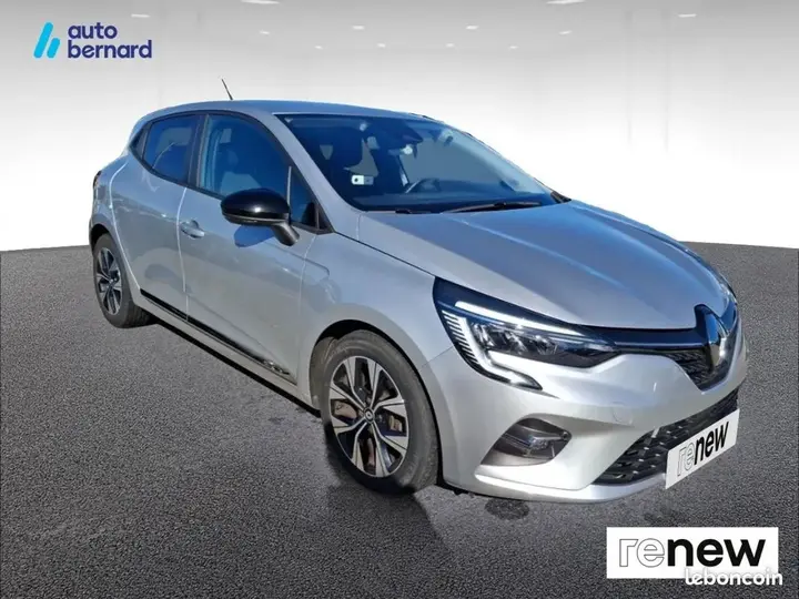 Renault Clio 2023 photo 3