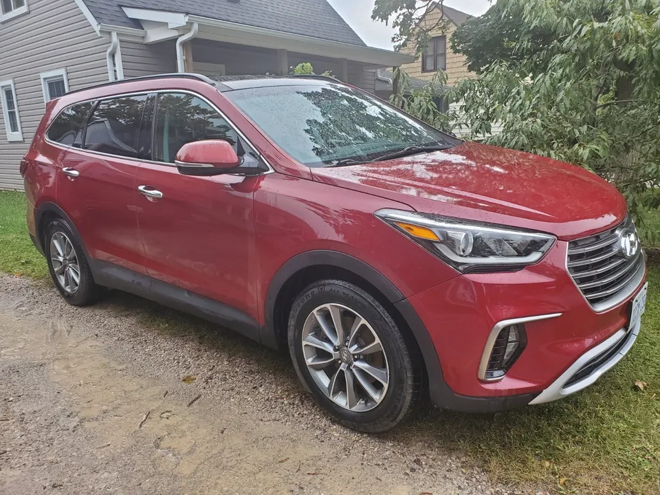 Hyundai Santa Fe 2017 photo 2
