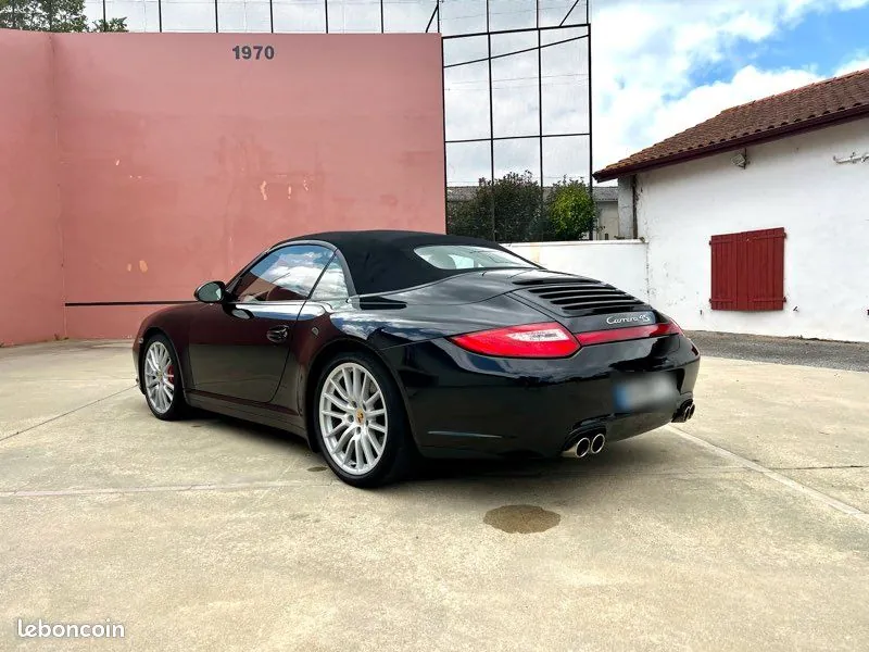 Porsche 911 2009 photo 2