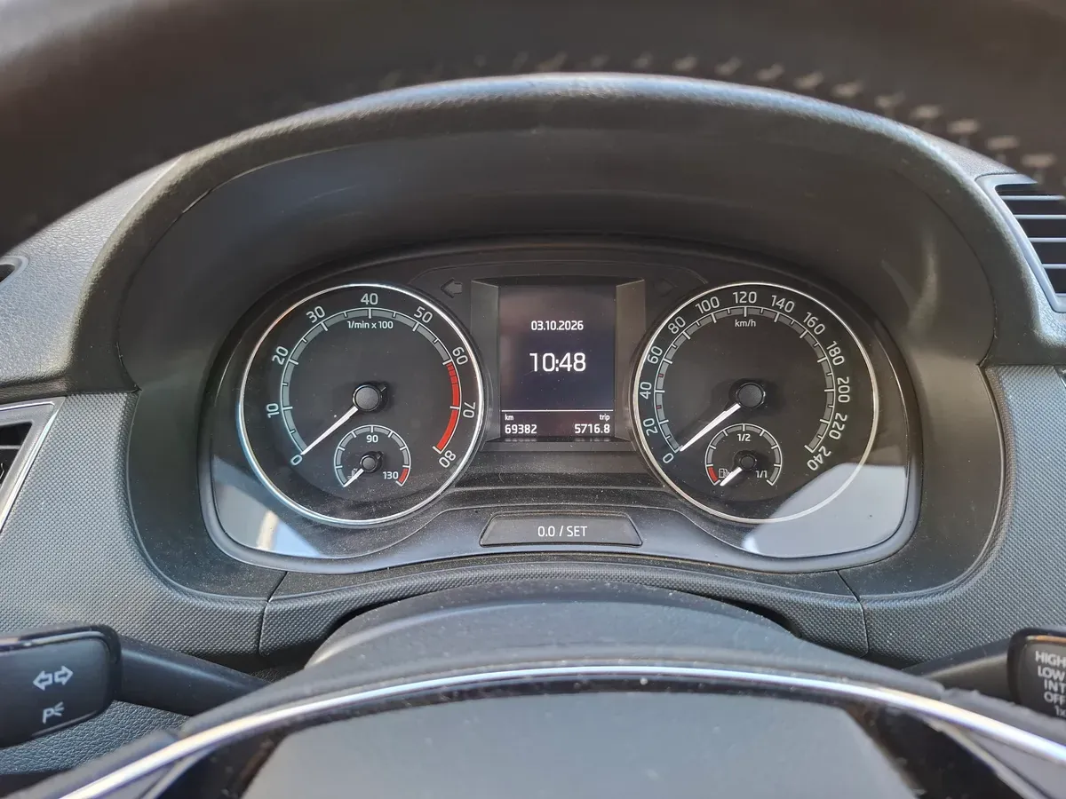 Skoda Fabia 2021 photo 2